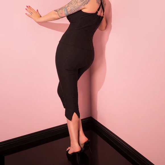 Black capris from Vixen by Micheline Pitt - Picture 2 of 2